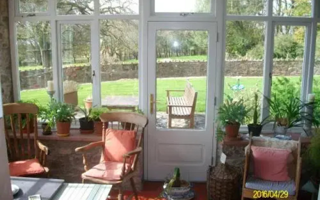 Willowhill House
