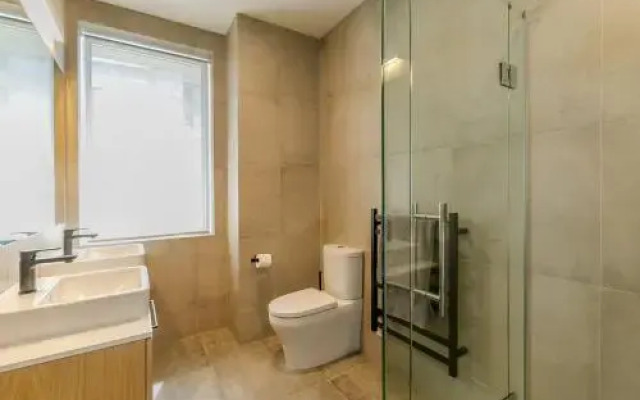 Acrossia Apartment Suites
