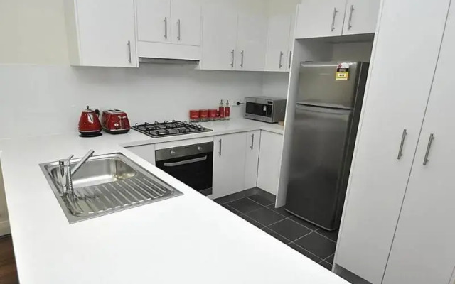 Glebe Furnished Apartments 6 Glebe Point Road