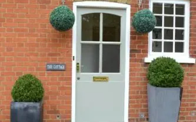 Walnut Cottage