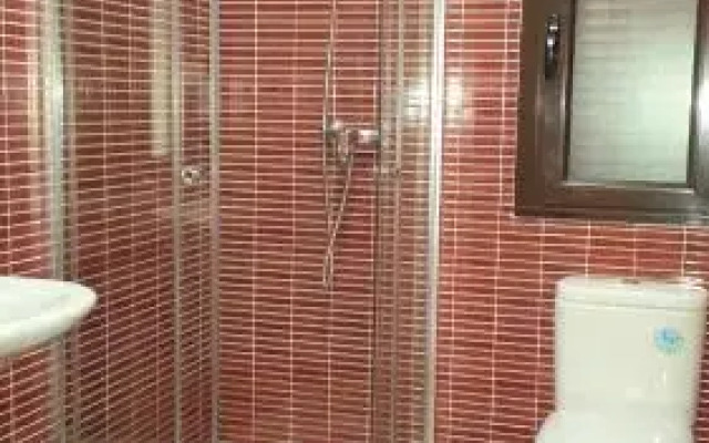 Select Real House