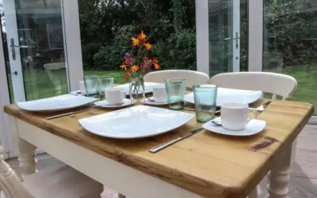 Rhos Uchaf. Country House. B+B