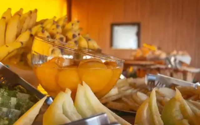 Lonier Ilha Inn Flats