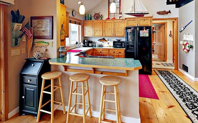 3336 S Shoreline Drive Home