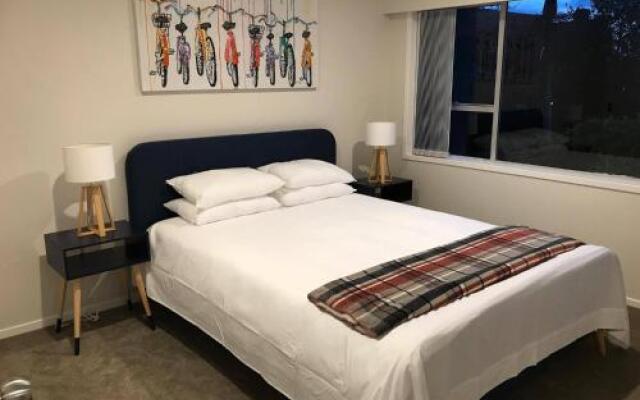 41 Haydn Ave Royal Oak Holiday Home