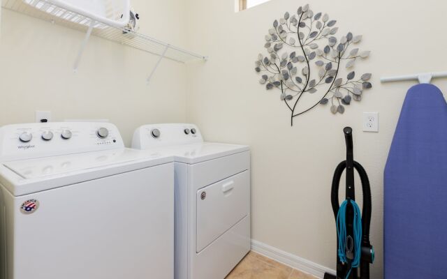 Windsor at Westside - 1752 Lima Avenue