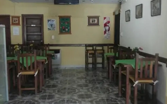 Hosteria Las Violetas