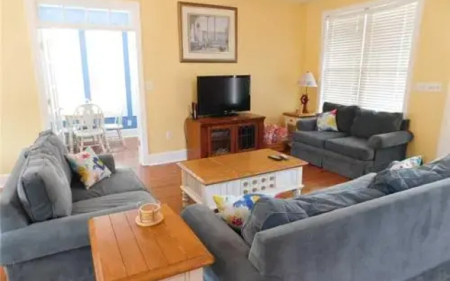 Sea What Happens 4 Br home by RedAwning