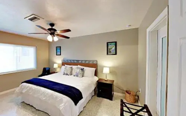 2275 Hawthorne Street Home