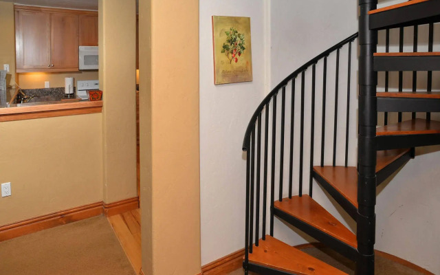 Lodge at Brookside 309
