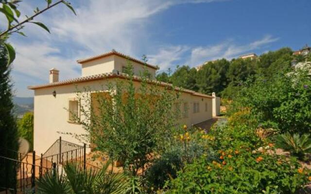 Villa Cortez
