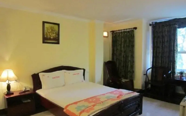 Hung Trang Hotel