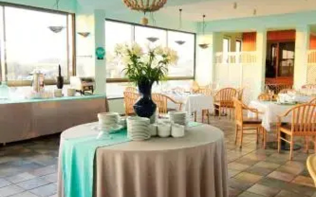 Hotel Rocas de Bahía