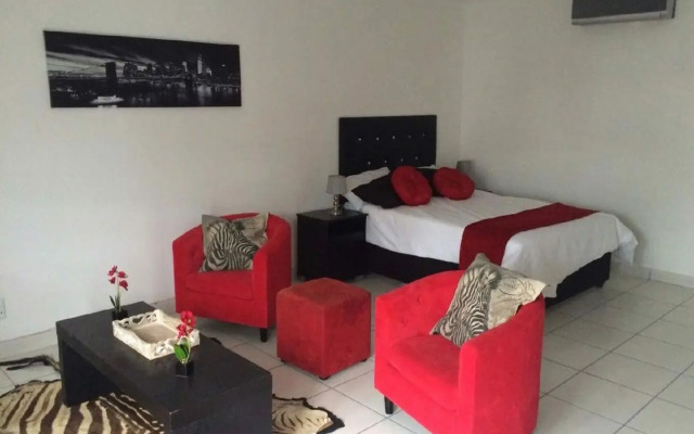 Palms Lodge