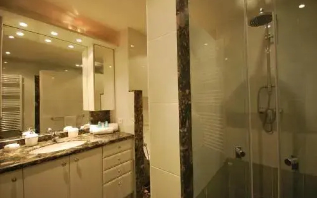Cannes One Bedroom Jardins De La Croisette