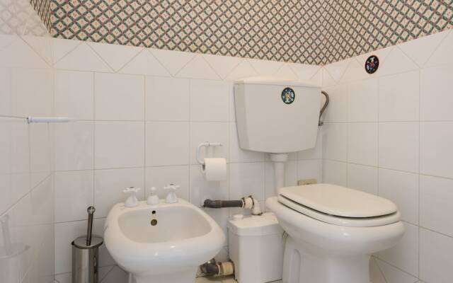 Queenanne Apartment