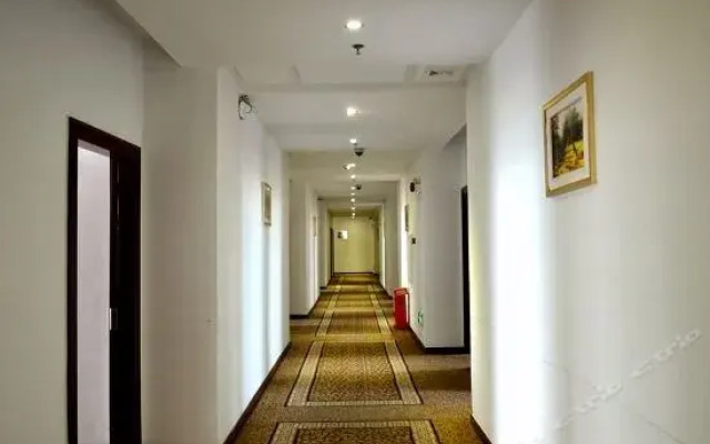 Foshan Jinyu Business Hotel