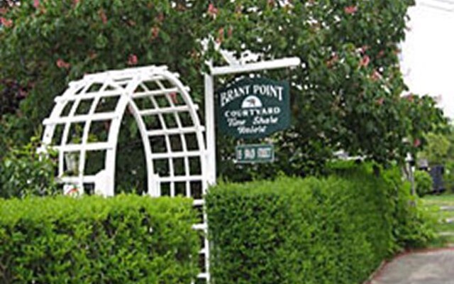 Brant Point Courtyard