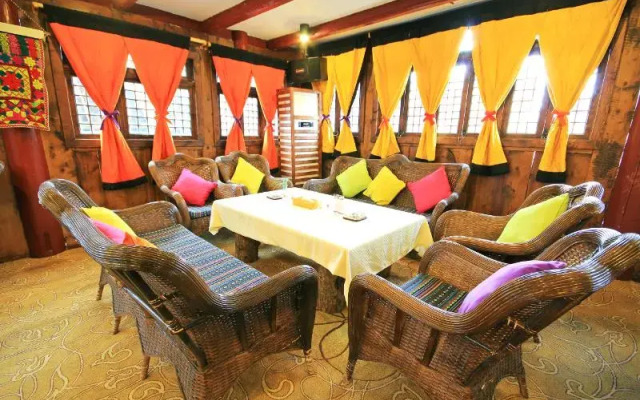 Tulip Inn Jiuzhaigou Shangmo Hotel