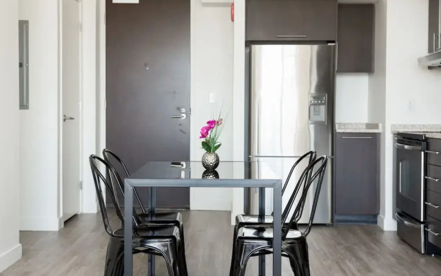 Pristine Fenway Suites by Sonder