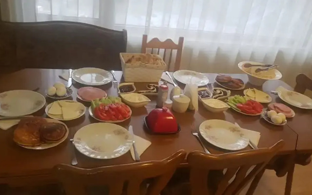 Mestia Hotel Level