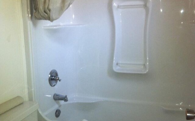 Superlodge Lloydminster