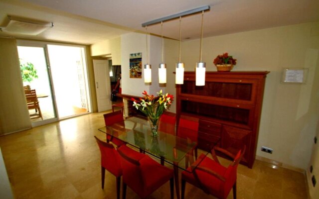 Holiday Villa "Poma"