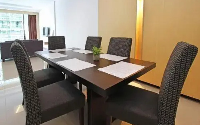 Bernard Holiday Home @ Imperial Suites Kuching
