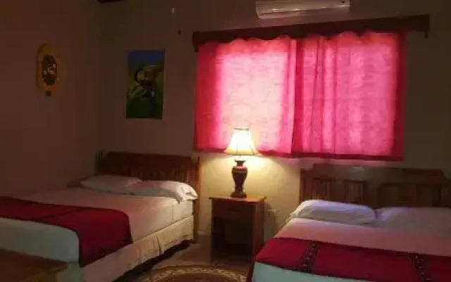 Tia Maria Guesthouse