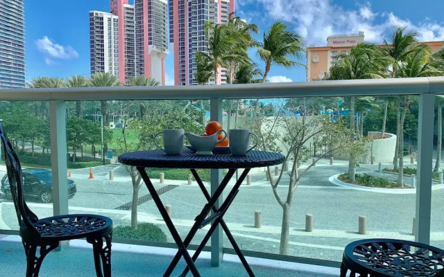 Collins Avenue Apartment