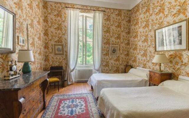 Maison d'hôtes - Villa Les Pins - Lempaut