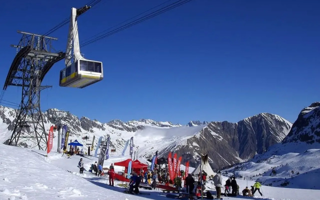 Chalets Clovis I & II