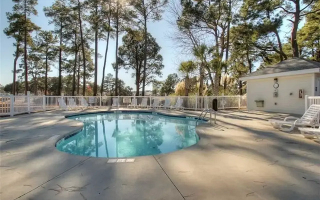 Magnolia Pointe 103-4879 by RedAwning