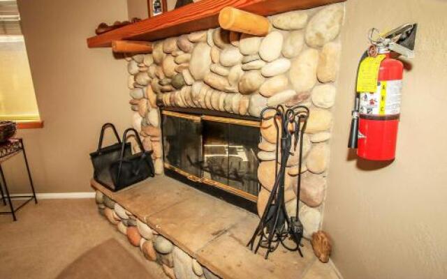 a Good Time 1520 3 Br cabin by RedAwning