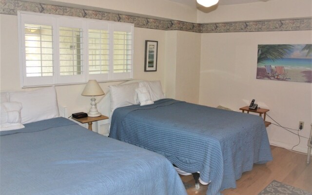 Jamaica Royale - 303 - 2 Br Condo