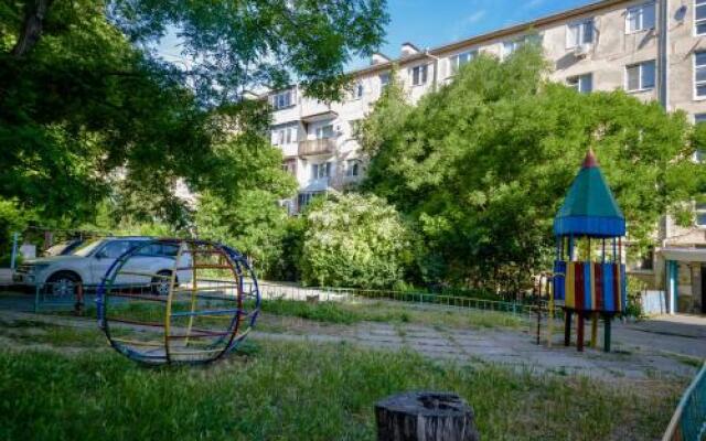 Apartments on Novorosiiskaia 264