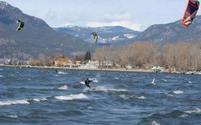 Lakeshore Inn