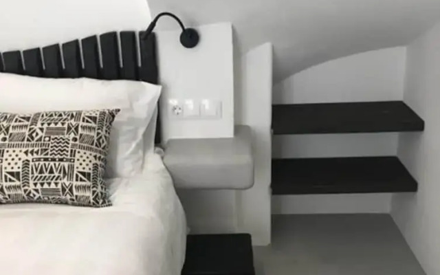 Nama Luxury Rooms & Suites