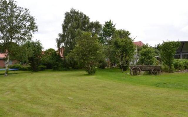 Vintage Holiday Home in Bredebro near Sea