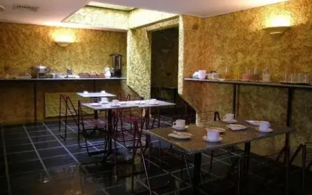 Hotel Palmas Express B&B