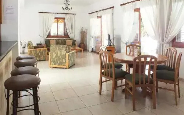 Villa Fostira