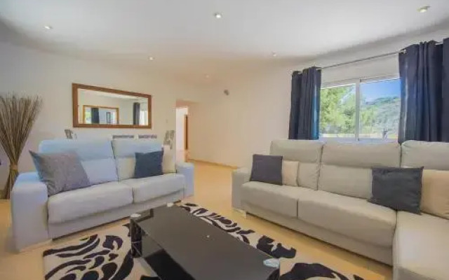 Villa Mercedes - Plusholidays