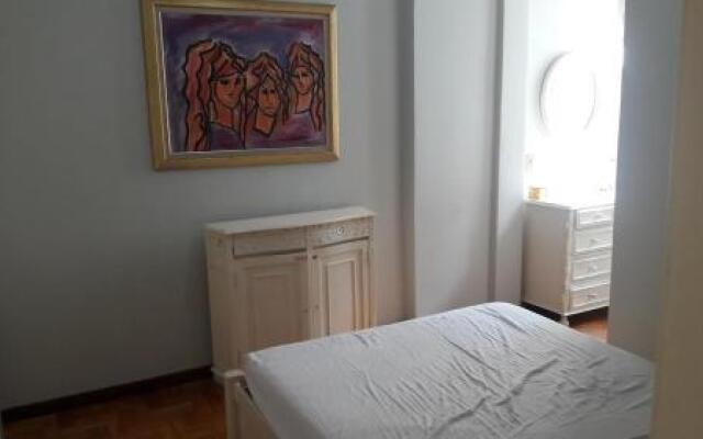 2 Bedroom Apartment in Copacabana 300m From the Beach Cavirio Br403