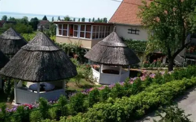 Rózsakert Vendégház