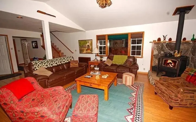 1209 Golden Bear 3 Bedroom Home by RedAwning