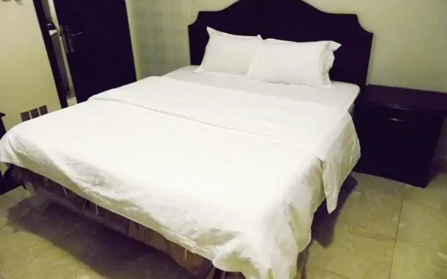 Roze Al Jawharah Suites