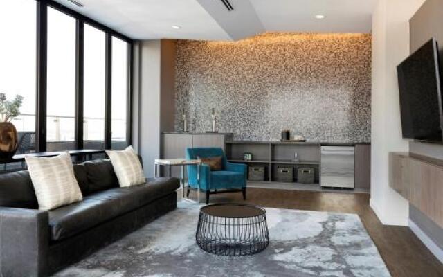 Stay Alfred on Marquette Avenue