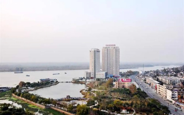 Xuyisizhou Junyue Hotel