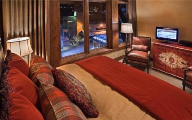 Diamond Peak Penthouse 616