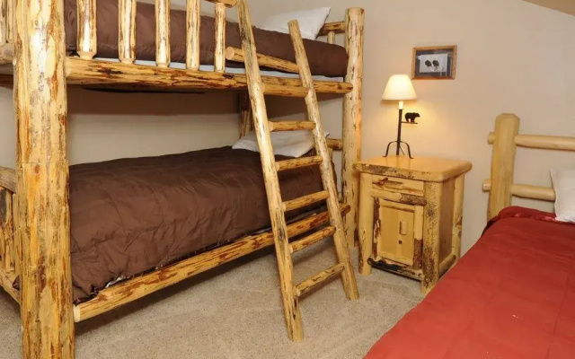 Abode at Red Pine
